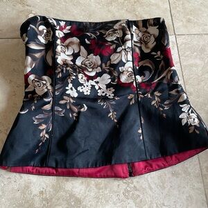 Black House White Market Bustier w roses